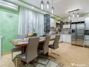 Vilă individuală cu piscină, garaj dublu • teren 766 m 