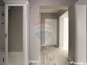 Apartament 3 camere, zona Traian-Boul Rosu 