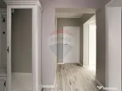 Apartament 3 camere, zona Traian-Boul Rosu 