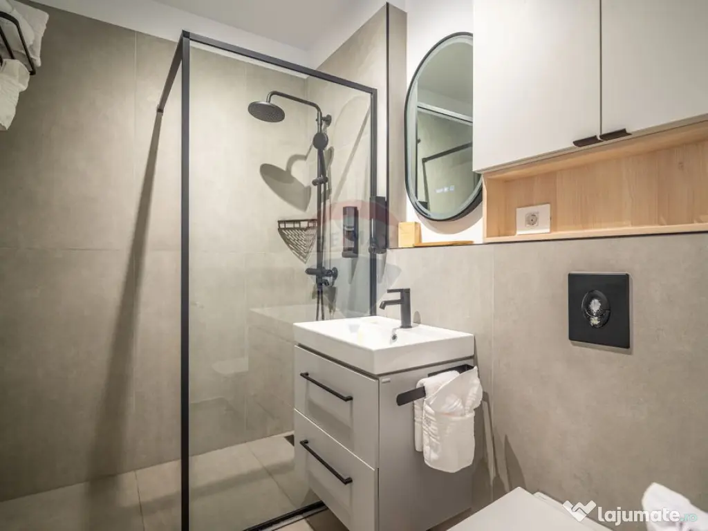 Studio cu terasă și vedere către munți – Green Futu...