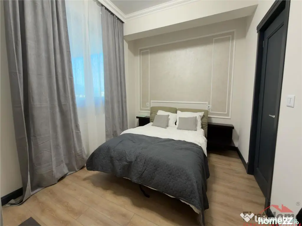 Penthouse 115 mp, terasa 30 mp, parcare boxa, bloc nou - Focsani (Vrancea)