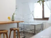 Apartament cu 4 camere cu vedere spre fântânile de la Pia? 