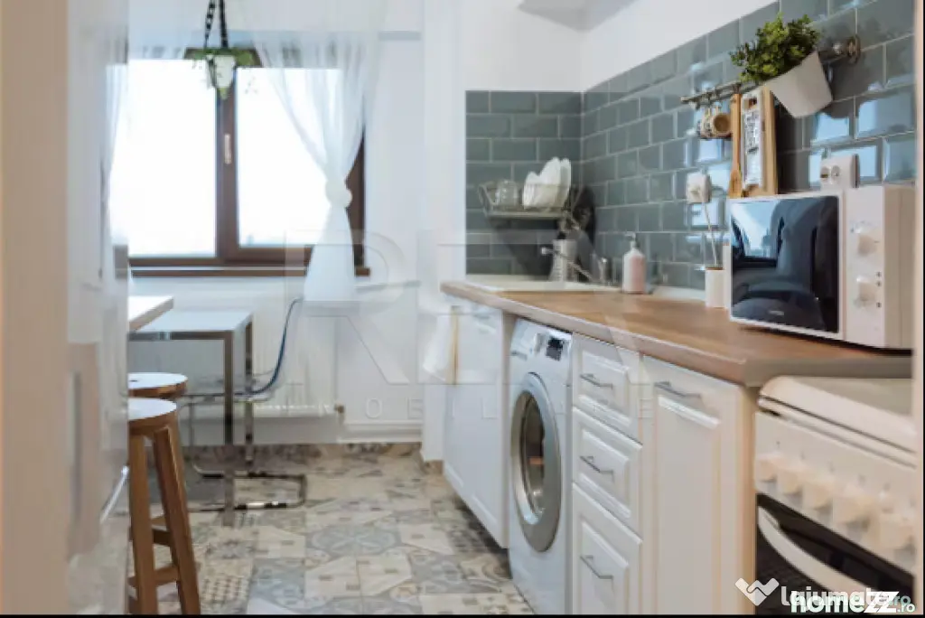 Apartament cu 4 camere cu vedere spre fântânile de la Pia? - Bucuresti (Bucuresti-Ilfov)
