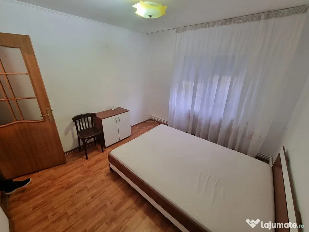 Aurel vlaicu-apartament 2 camere decomandat cu gaze