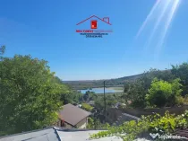 Casa de vanzare cu vedere superba spre MicroDelta !