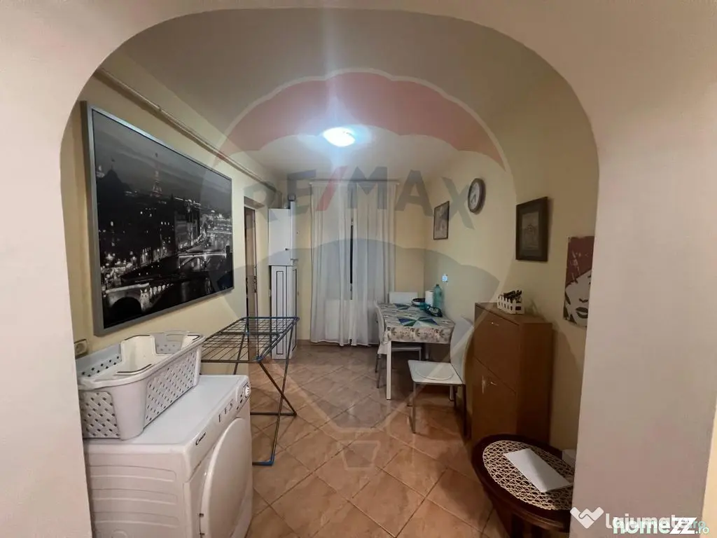 Apartament cu 2 camere de vânzare în zona Sud-Vest