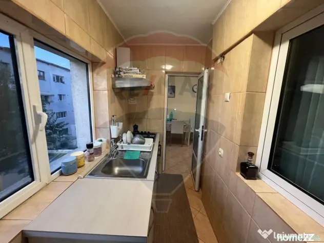 Apartament cu 2 camere de vânzare în zona Sud-Vest