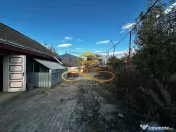 Casa batraneasca din caramida de vanzare si 4500 mp teren... 