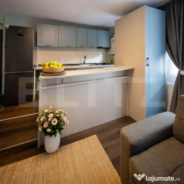Apartament cu 3 camere, 2 bai, 66 mp /zona Tractorul