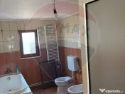 Casă cu 7 camere de vânzare in apropiere de Focsani 
