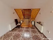 Casă cu 7 camere de vânzare in apropiere de Focsani 