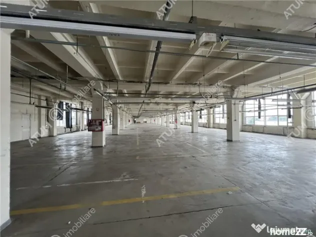 Hala industriala 1738 mp cu lift industrial situat in zona C - Sibiu (Sibiu)