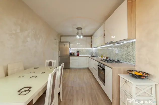Casa cu priveliste - Stefanesti!