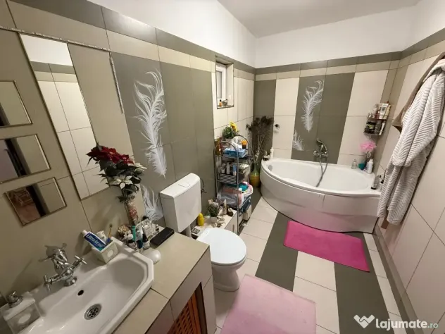 Duplex in Floresti-zona Muzeul Apei