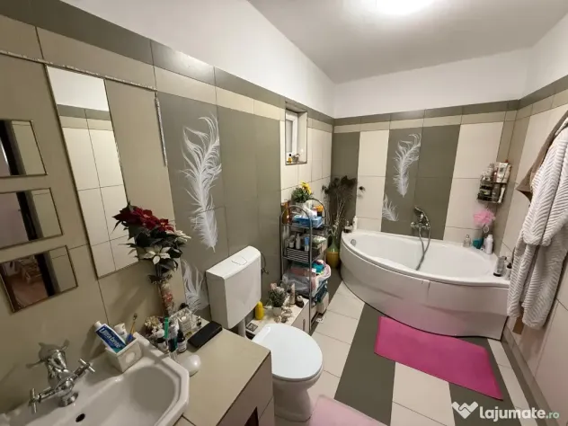 Duplex in Floresti-zona Muzeul Apei