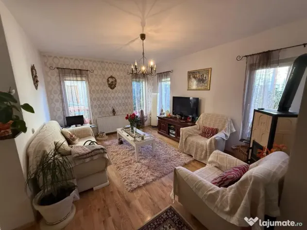 Duplex in Floresti-zona Muzeul Apei