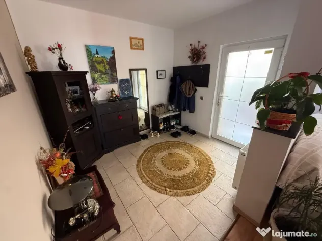 Duplex in Floresti-zona Muzeul Apei