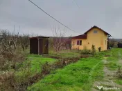 BARCANESTI - casa +curte+teren 16k mp 