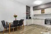Apartament deosebit de închiriat, Adora Park, loc de par...
