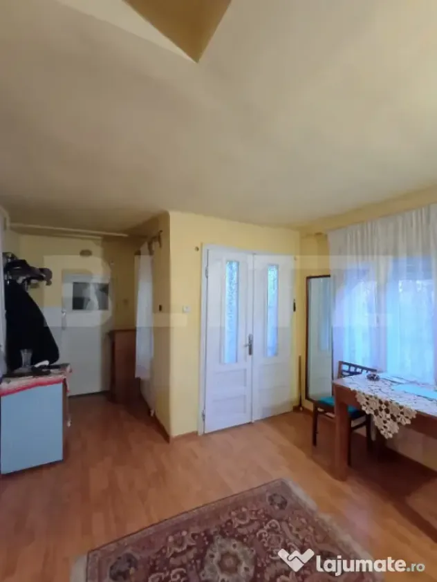 Casa renovabila, 2 camere, aproape de Centru
