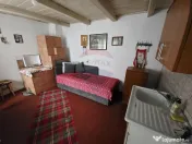 Casă / Vilă cu 4 camere de vânzare 