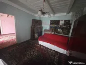 Casă / Vilă cu 4 camere de vânzare 