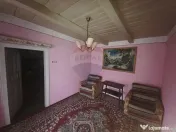 Casă / Vilă cu 4 camere de vânzare 