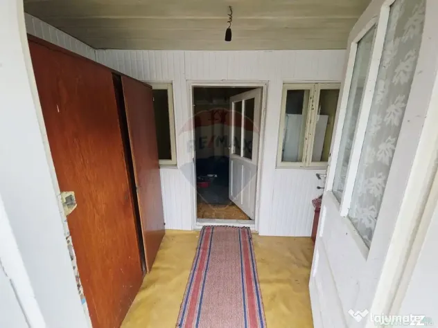 Casă / Vilă cu 4 camere de vânzare