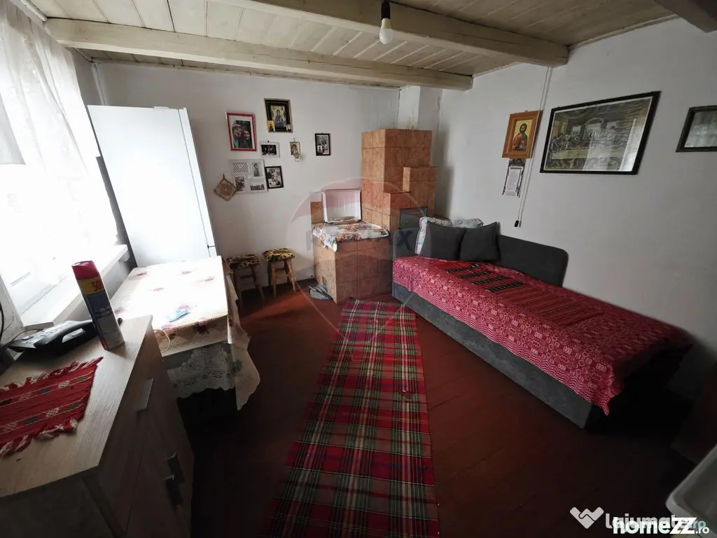 Casă / Vilă cu 4 camere de vânzare