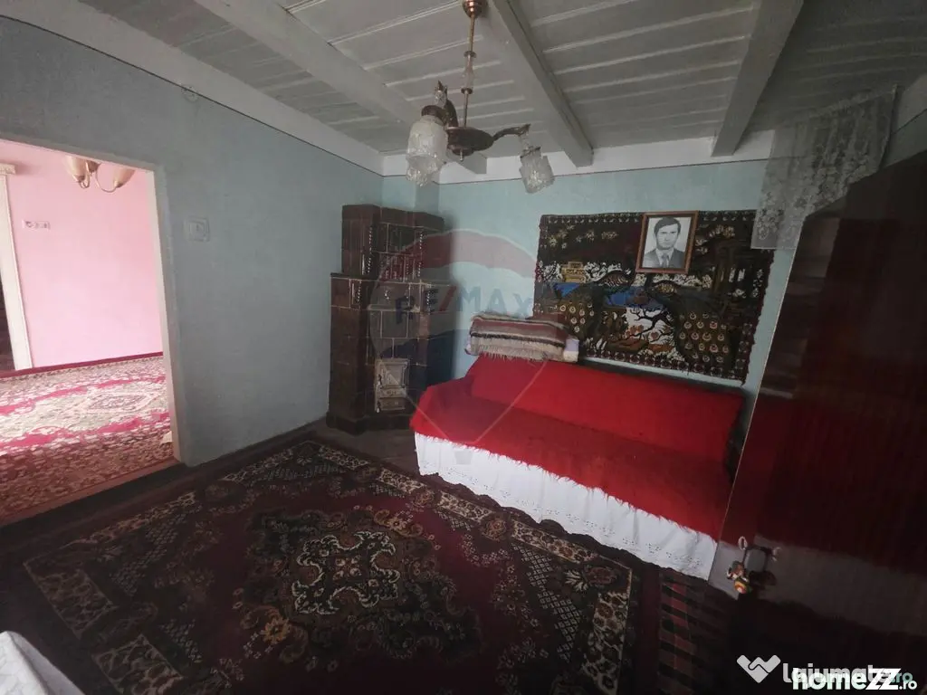 Casă / Vilă cu 4 camere de vânzare