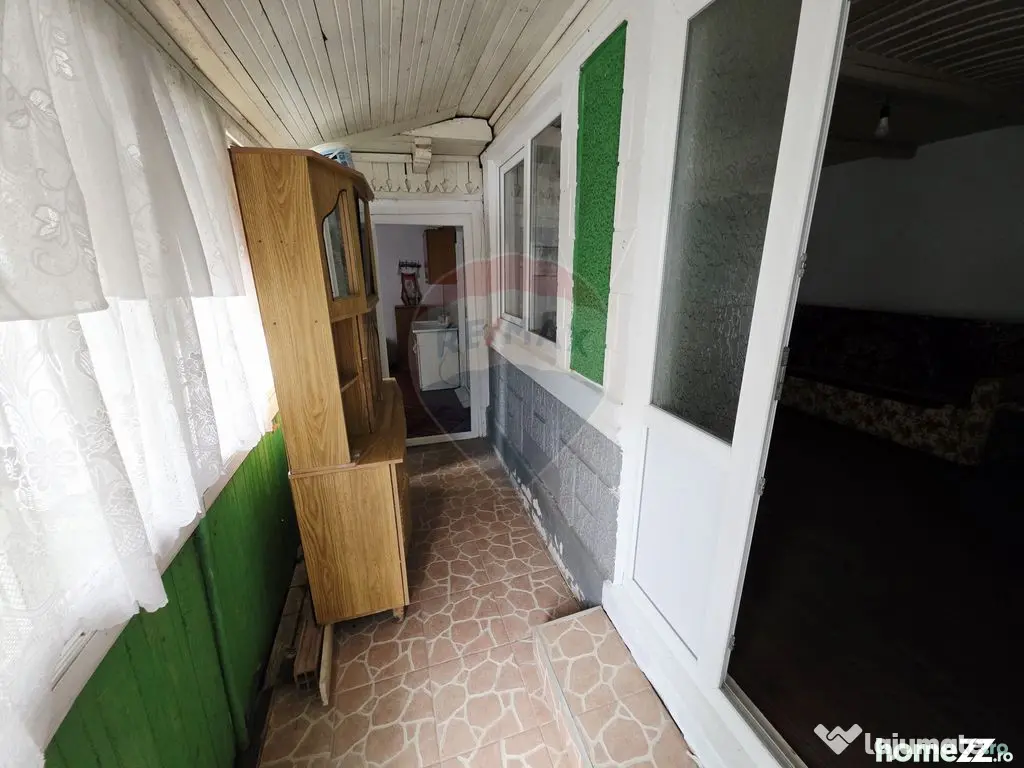 Casă / Vilă cu 4 camere de vânzare