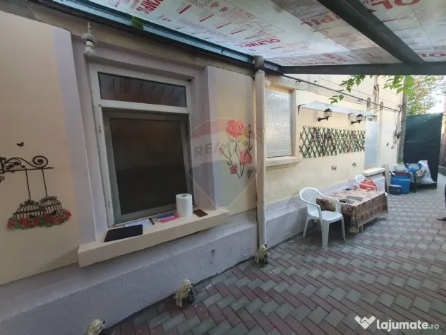 Apartament 2 camere in Casă / Vilă de vanzare str. Camp...