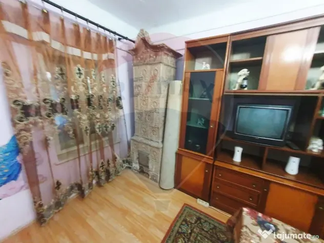 Apartament 2 camere in Casă / Vilă de vanzare str. Camp...