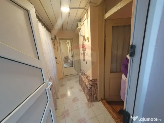 Apartament 2 camere in Casă / Vilă de vanzare str. Camp...