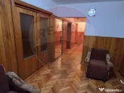 Apartament cu 4 camere de vânzare în zona Iosia 