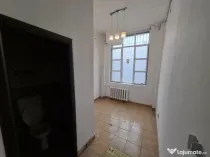 Inchiriez spatiu comercial zona UTA