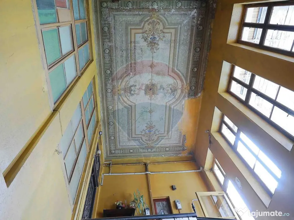 Apartament cu 2 camere de vânzare, clădire istorică, u...