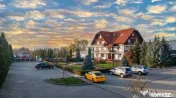 HOTEL,PISCINA SI CORT DE EVENIMENTE | 18080 MP TEREN | GR...