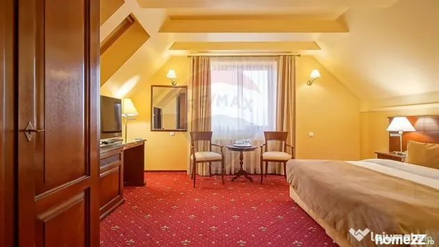 HOTEL,PISCINA SI CORT DE EVENIMENTE | 18080 MP TEREN | GR...