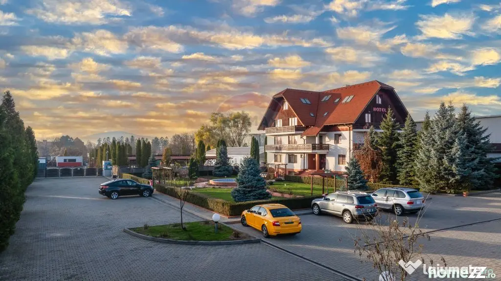 HOTEL,PISCINA SI CORT DE EVENIMENTE | 18080 MP TEREN | GR...