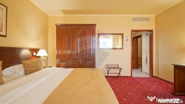 HOTEL,PISCINA SI CORT DE EVENIMENTE | 18080 MP TEREN | GR...