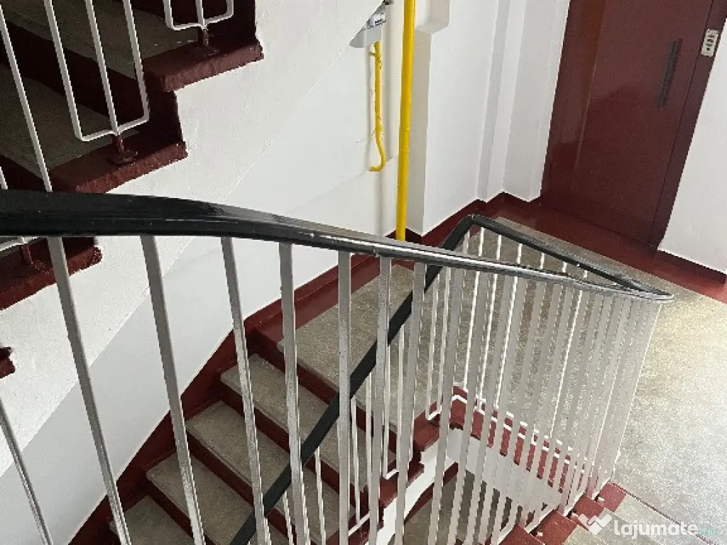 Apartament 2 camere Dorobanti /Scolilor(intersectie) ,etaj 5/8.Liber.