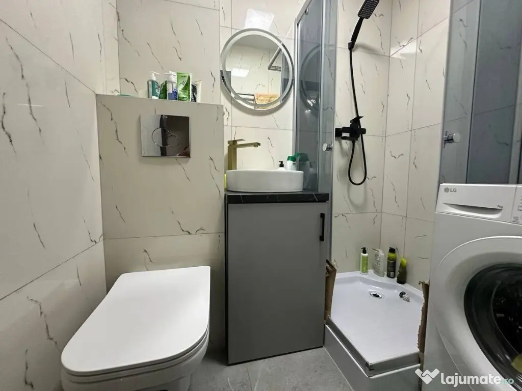 Apartament cu 2 camere de inchiriat in zona 1Decembrie