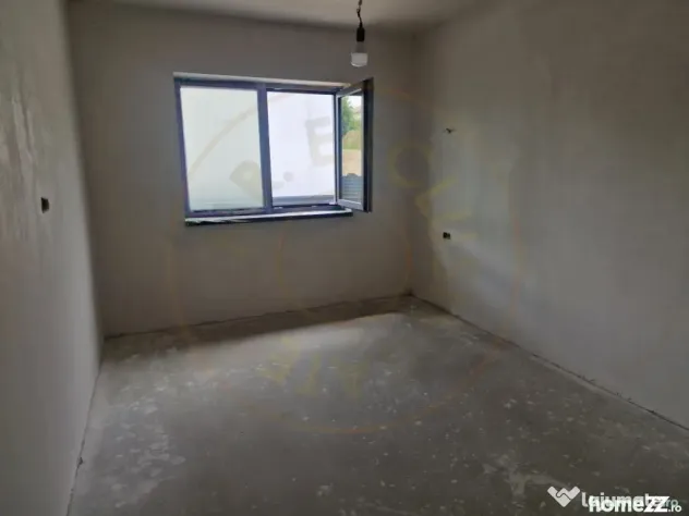 Apartament 3 camere, str Primăverii!