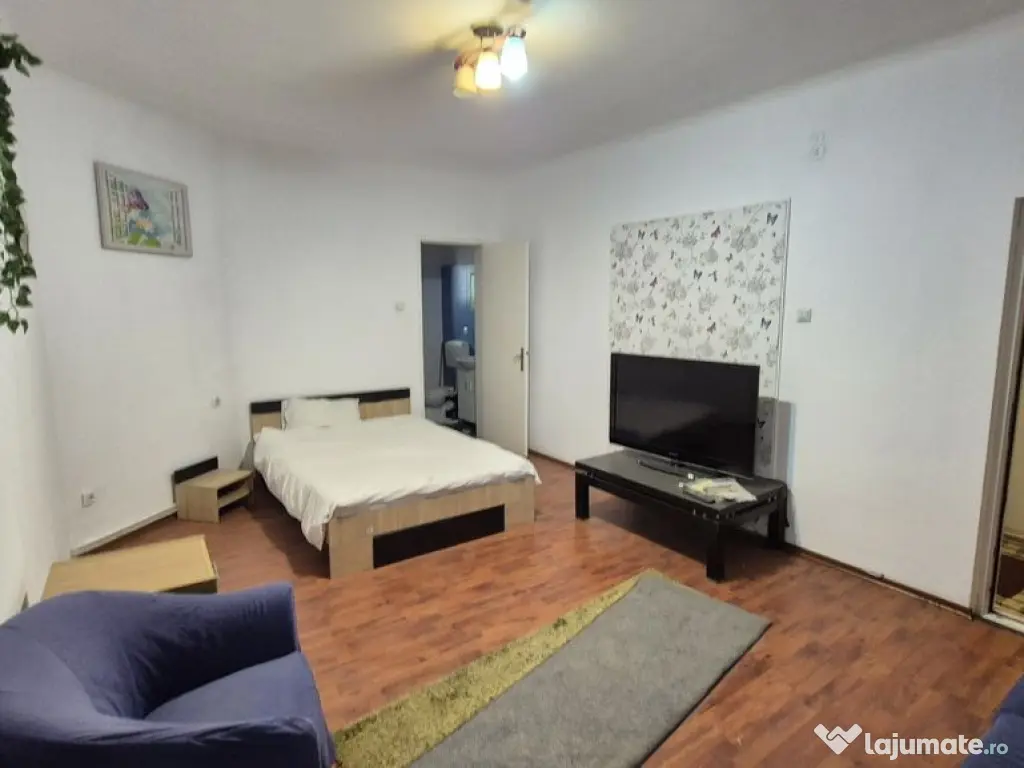 Apartament cu 3 camere + o camera de serviciu - 97,54 mp ...