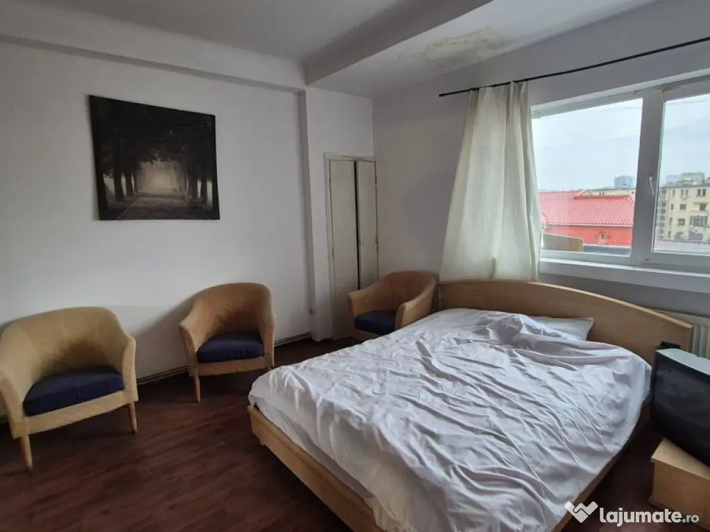 Apartament cu 3 camere + o camera de serviciu - 97,54 mp ...