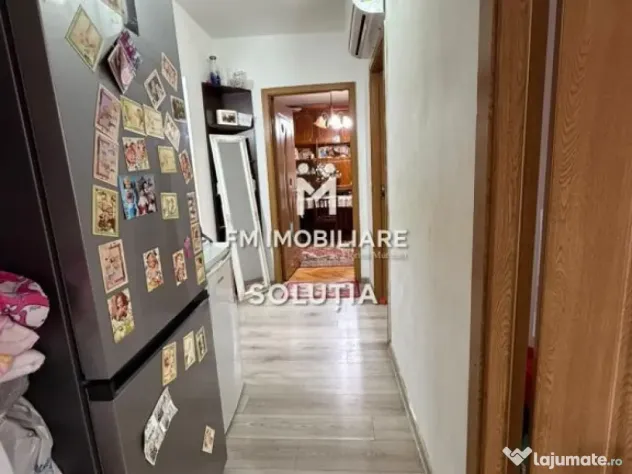 Apartament de vanzare decomandat -3 camere