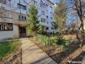 Apartament doua camere decomandate/etaj 3/bloc din 1986- Par 