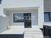 Casa de vanzare 3 camere, 2 bai. +45mp posibilitate Mansarda 