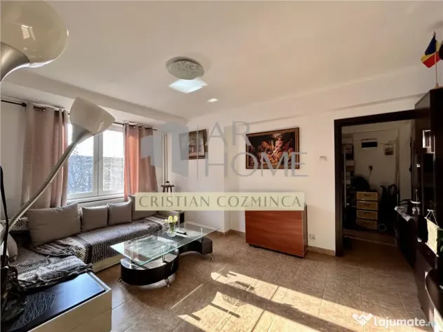 Apartament 2 camere, semidecomandat, Sud, Ploiesti